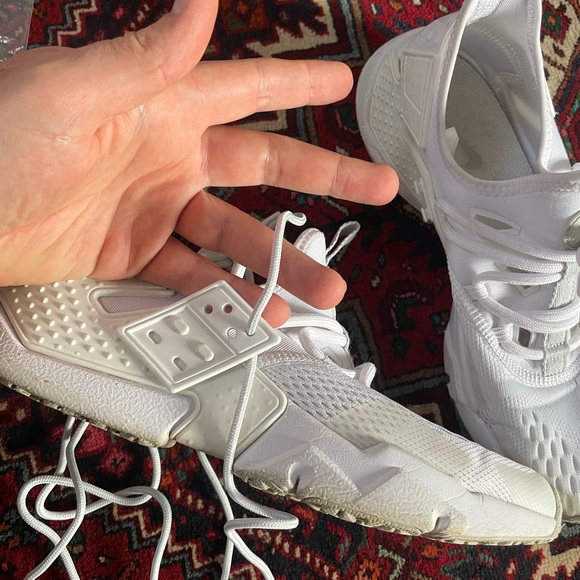 Nike Air Huarache Drift (men’s US 8.5) - Picture 6 of 8